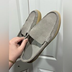 NORDSTROM Men's Gray Suede Loafers -- SIZE 8 -- GUC